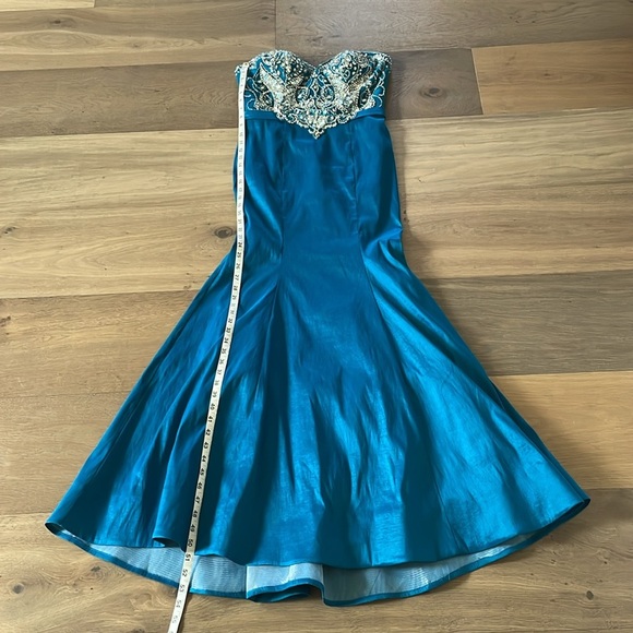 Milano Formals Teal Beaded Mermaid Formal Dress Size 8 - Picture 6 of 12
